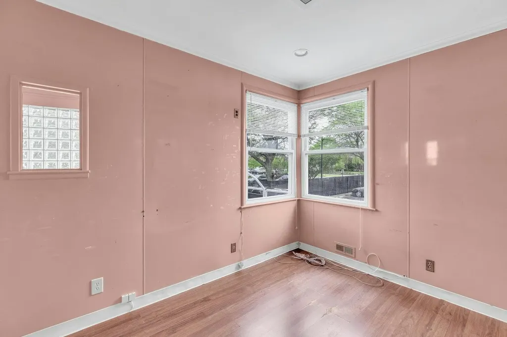 5 E Walnut Street Long Beach NY 11561