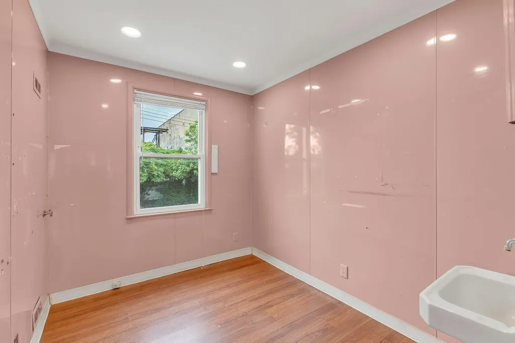 5 E Walnut Street Long Beach NY 11561
