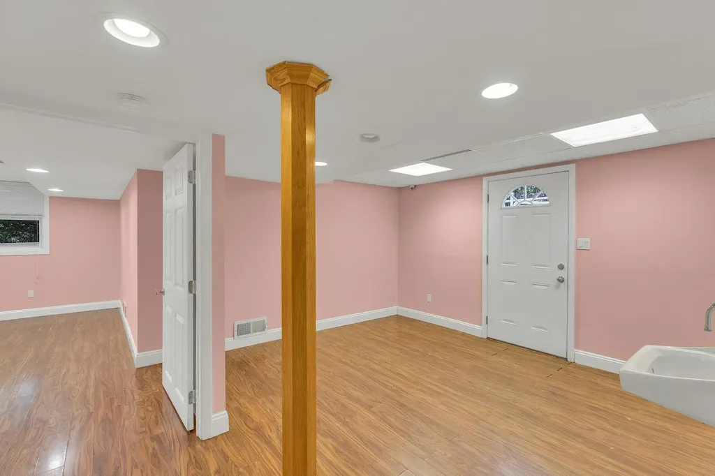5 E Walnut Street Long Beach NY 11561