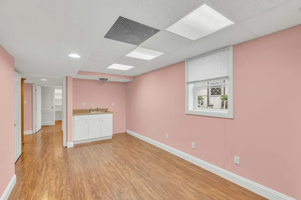 5 E Walnut Street Long Beach NY 11561