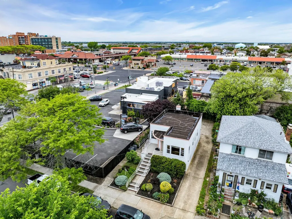5 E Walnut Street Long Beach NY 11561