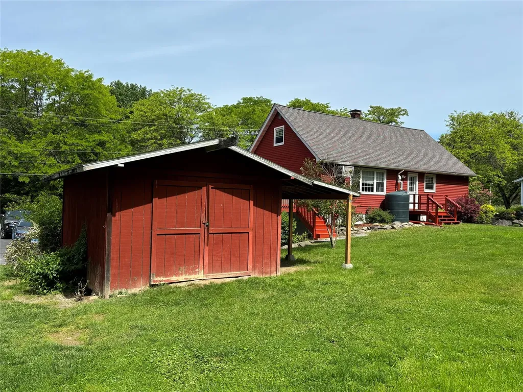 6 Windmill Road Poughkeepsie NY 12601
