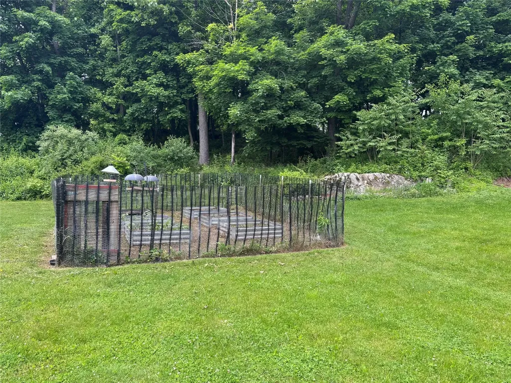 6 Windmill Road Poughkeepsie NY 12601