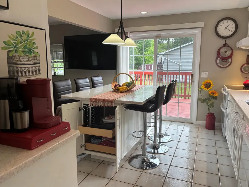 6 Windmill Road Poughkeepsie NY 12601