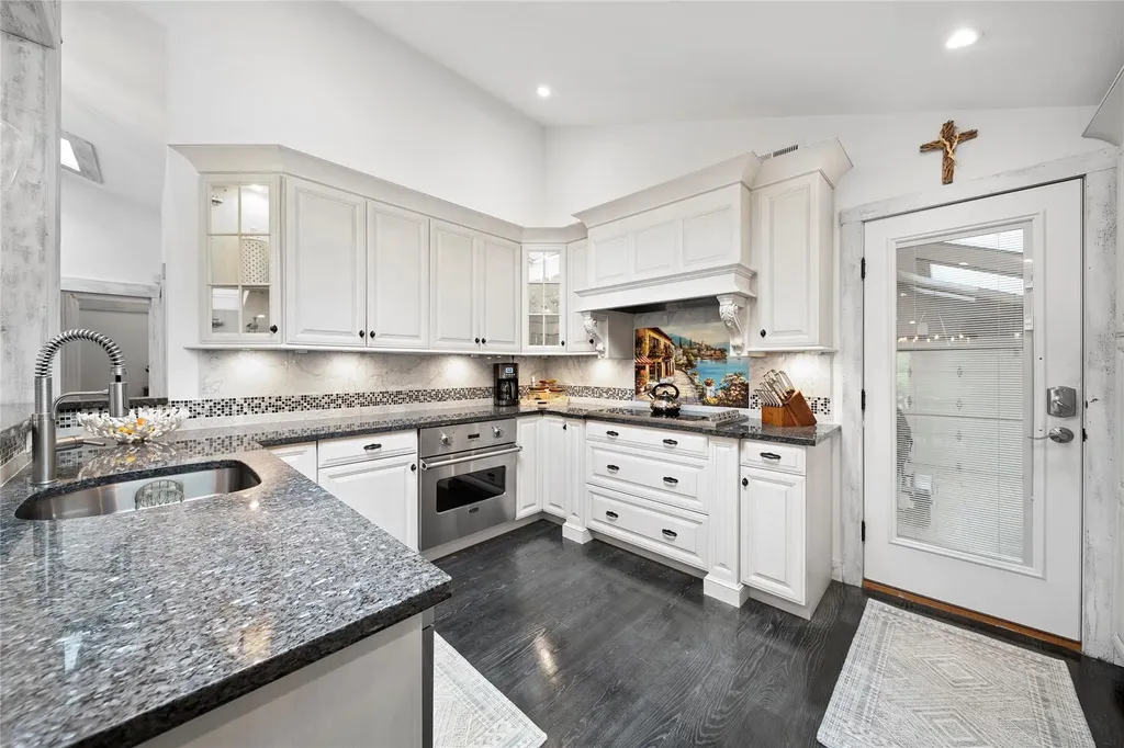 33 Harbour Drive Blue Point NY 11715