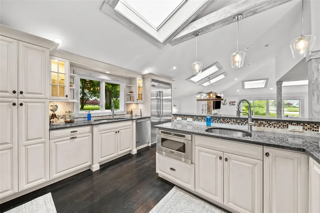 33 Harbour Drive Blue Point NY 11715