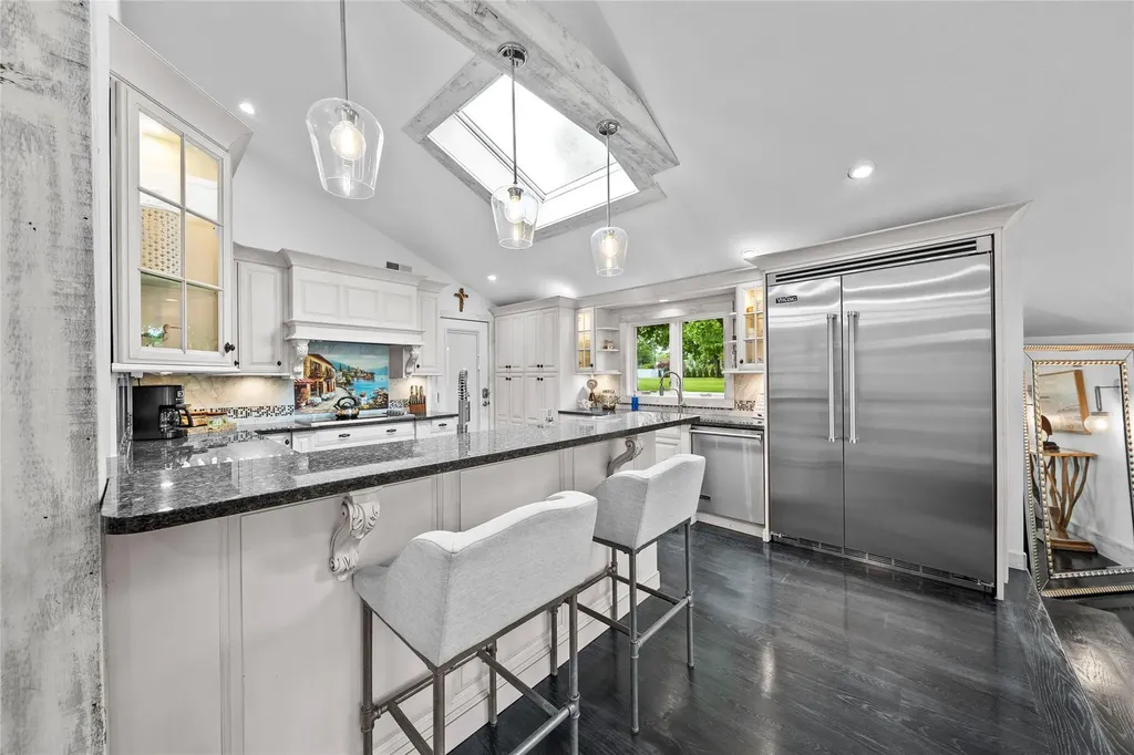 33 Harbour Drive Blue Point NY 11715