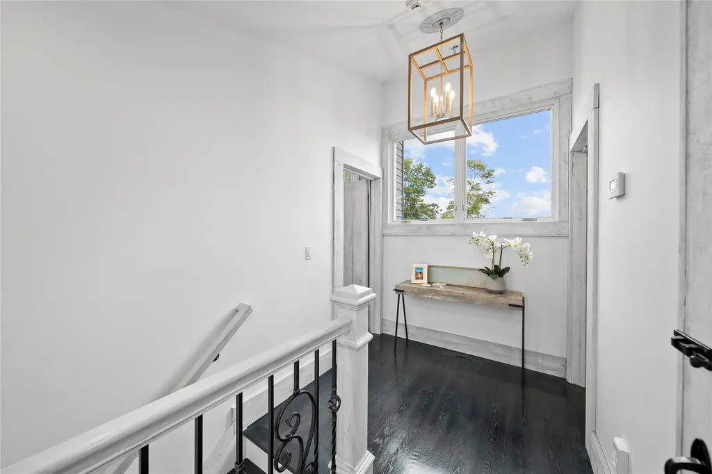 33 Harbour Drive Blue Point NY 11715