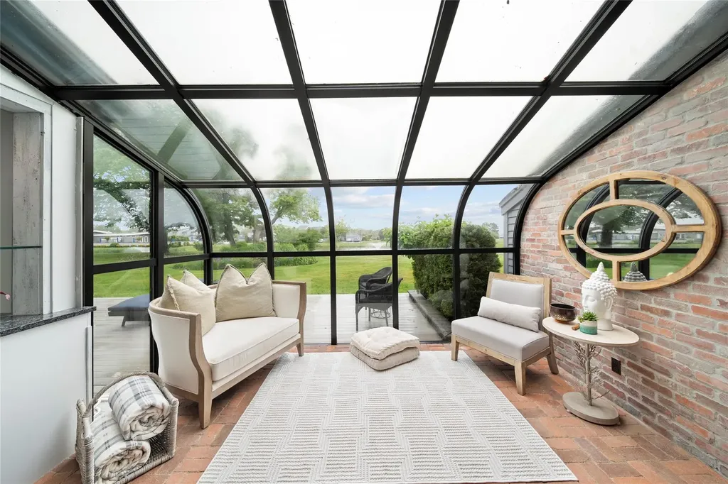 33 Harbour Drive Blue Point NY 11715