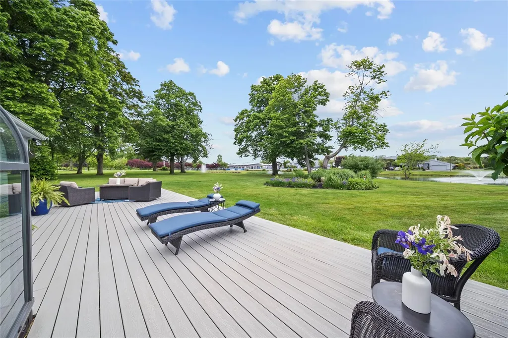 33 Harbour Drive Blue Point NY 11715