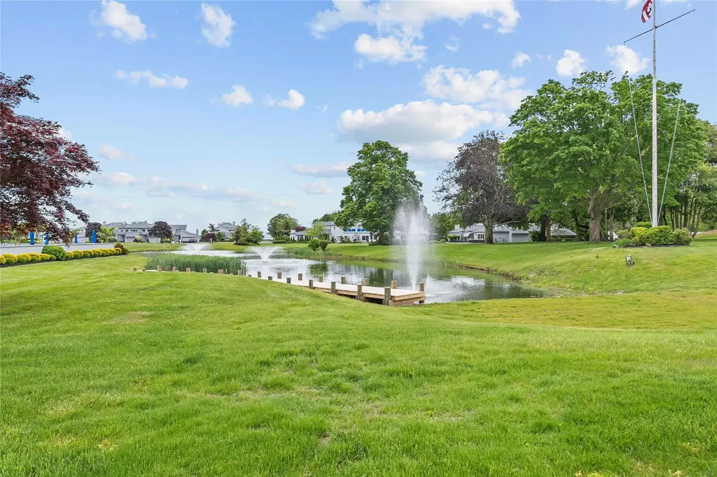 33 Harbour Drive Blue Point NY 11715