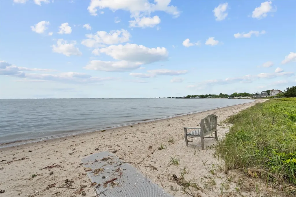33 Harbour Drive Blue Point NY 11715