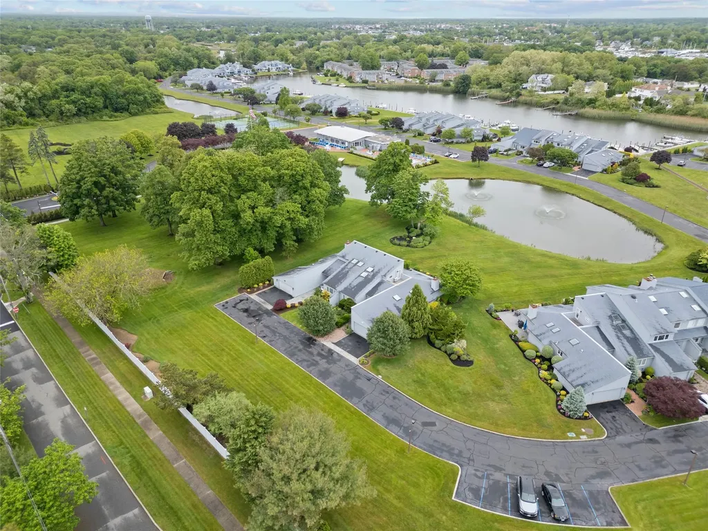 33 Harbour Drive Blue Point NY 11715