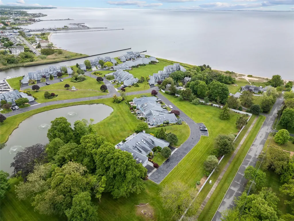 33 Harbour Drive Blue Point NY 11715