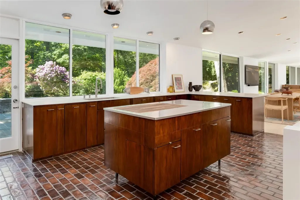 3 Timber Trail Rye NY 10580