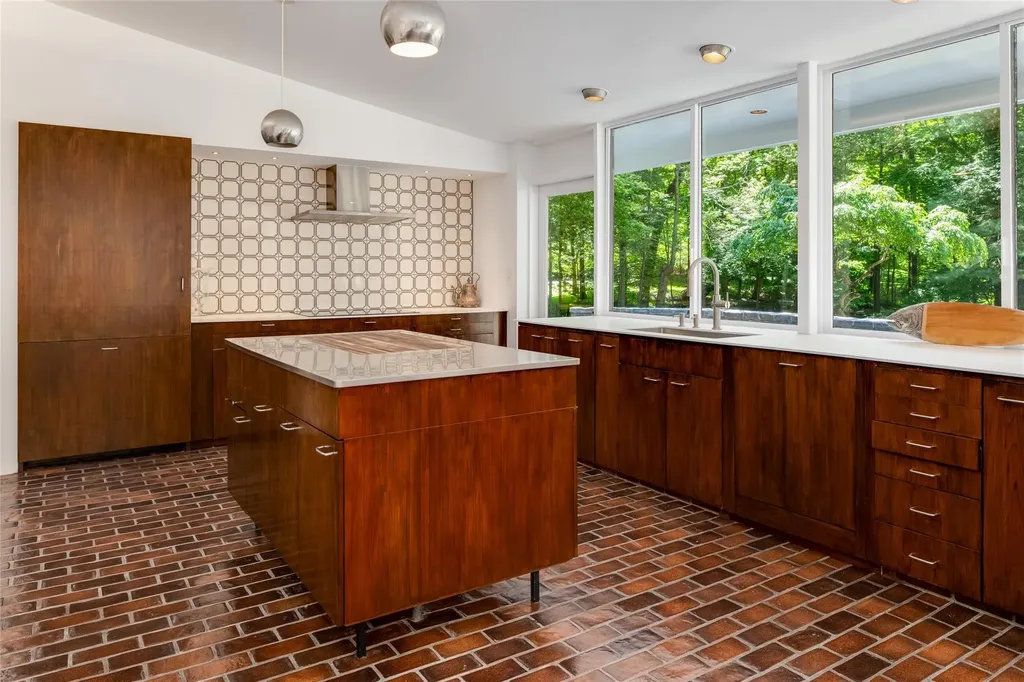 3 Timber Trail Rye NY 10580