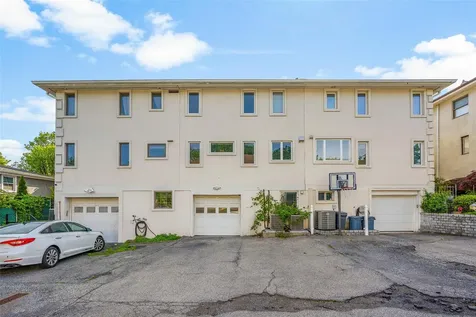 491 Carol Place Pelham NY 10803