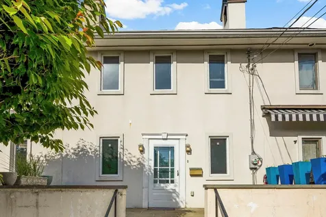 491 Carol Place Pelham NY 10803