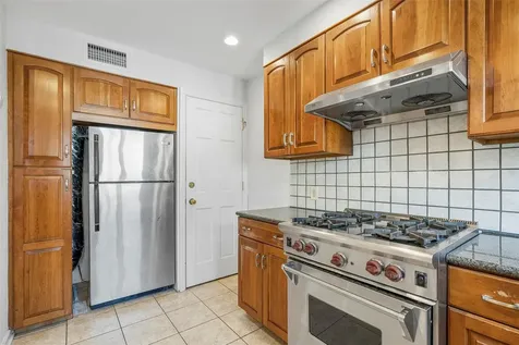 491 Carol Place Pelham NY 10803