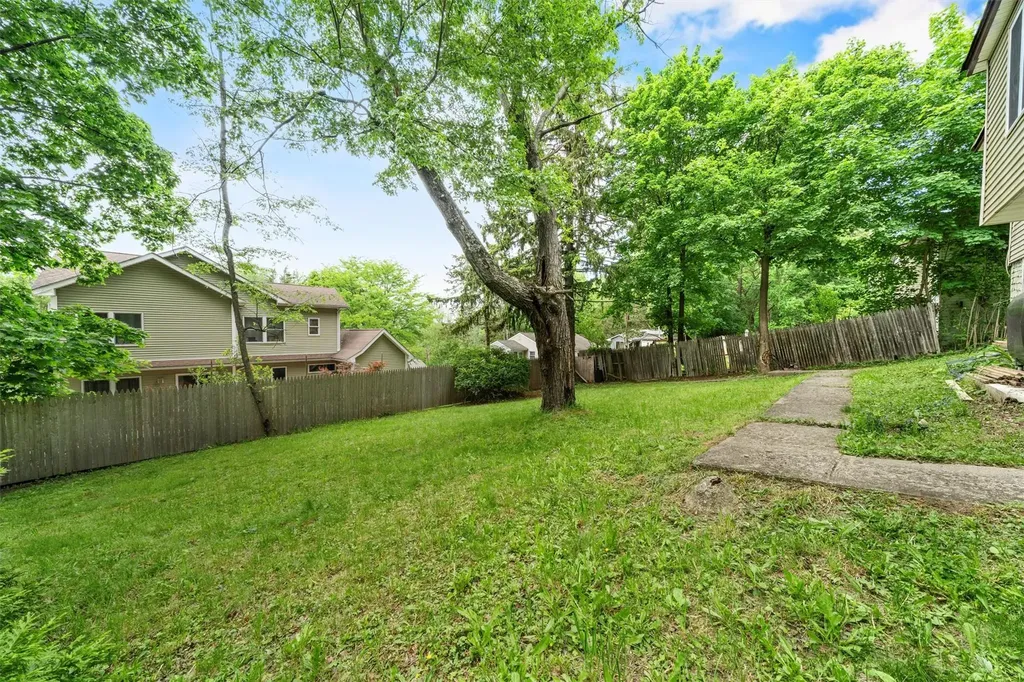 22 Claremont Trail Monroe NY 10950