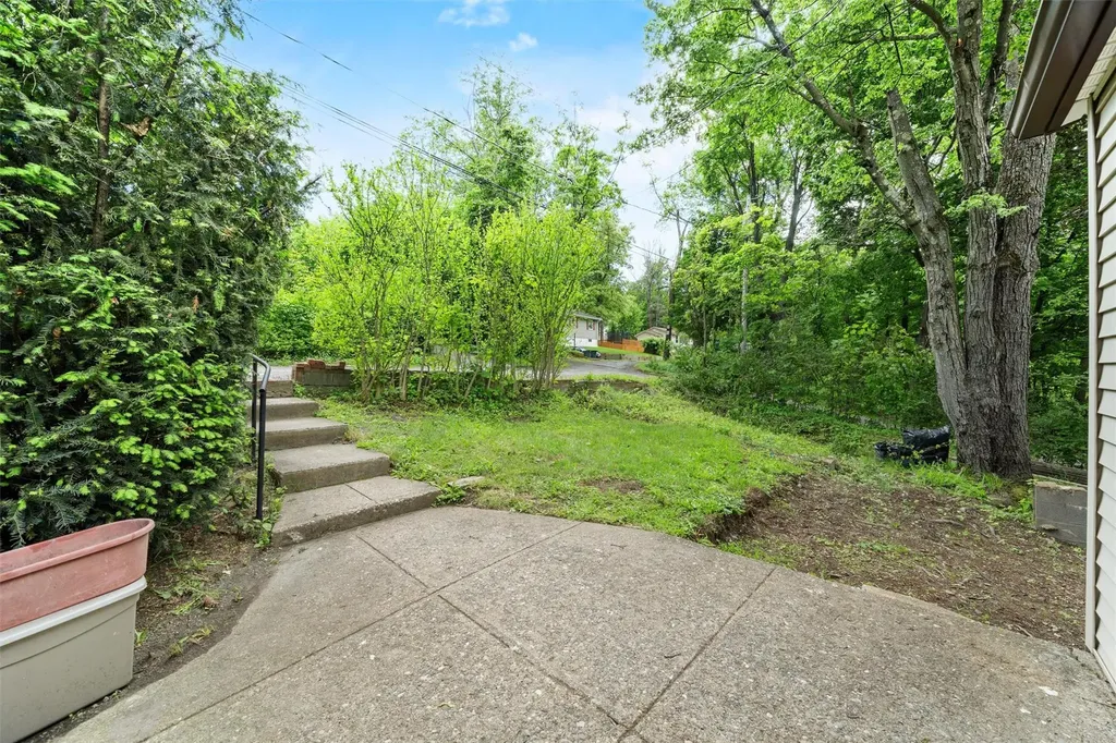 22 Claremont Trail Monroe NY 10950