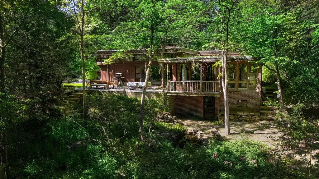 100 Old Pascack Road Pearl River NY 10965