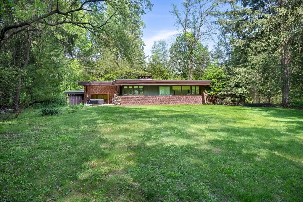 100 Old Pascack Road Pearl River NY 10965