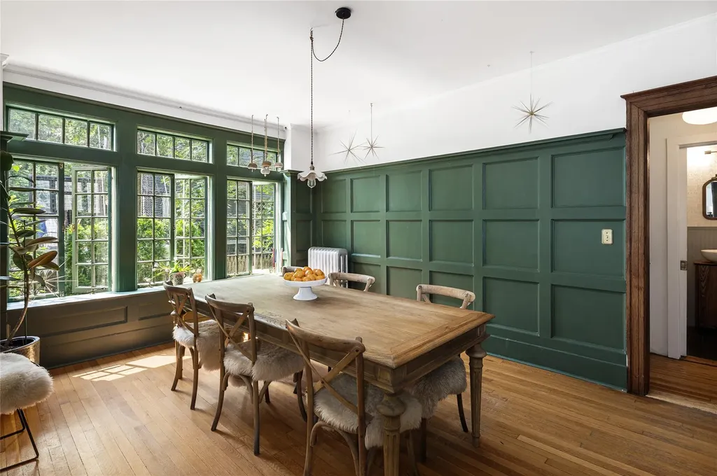 305 Park Hill Avenue Yonkers NY 10705