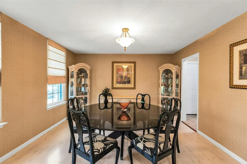82 Harbour Lane Bay Shore NY 11706
