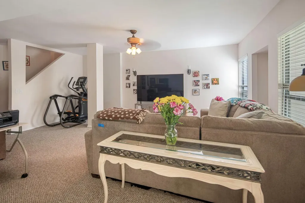 263 Horseshoe Circle Ossining NY 10562