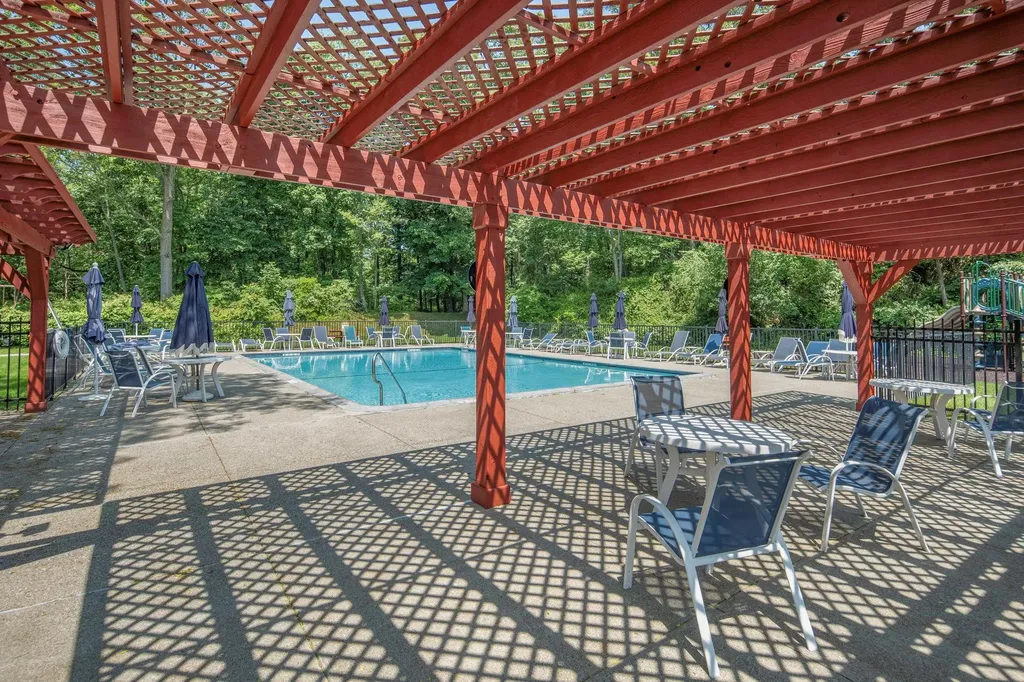 263 Horseshoe Circle Ossining NY 10562
