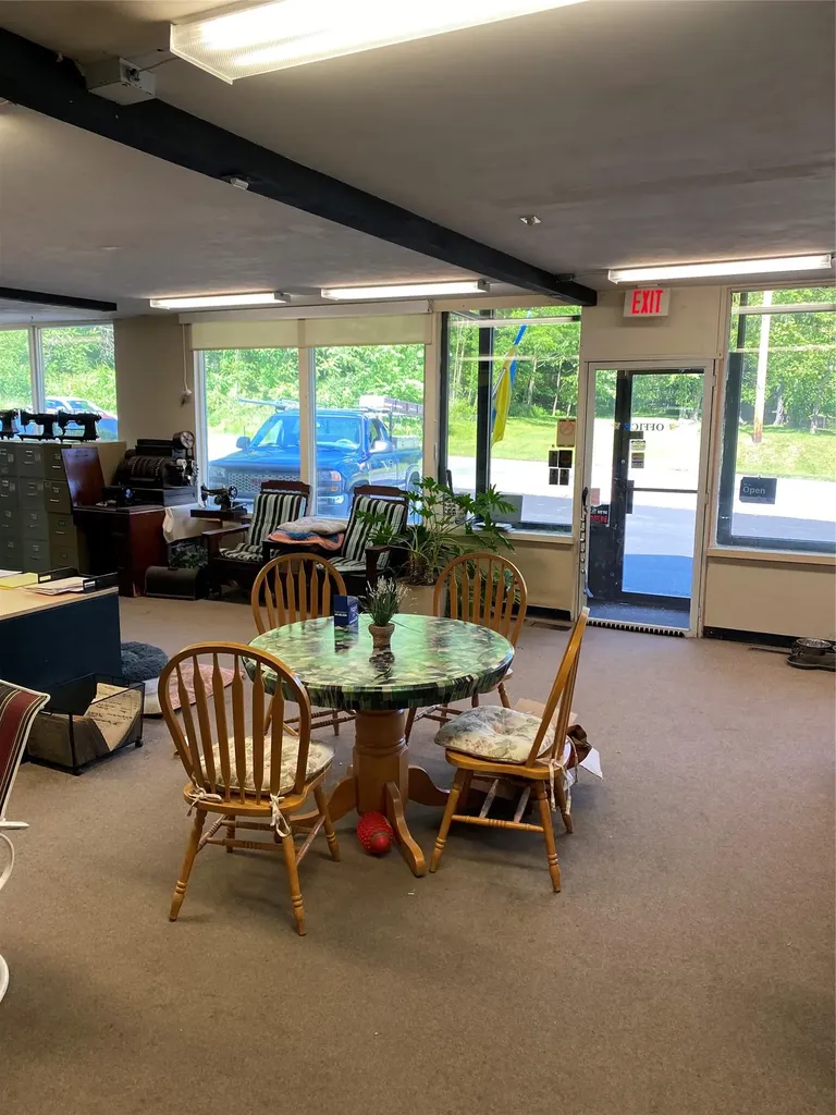 2435 S State Route 32 New Windsor NY 12553