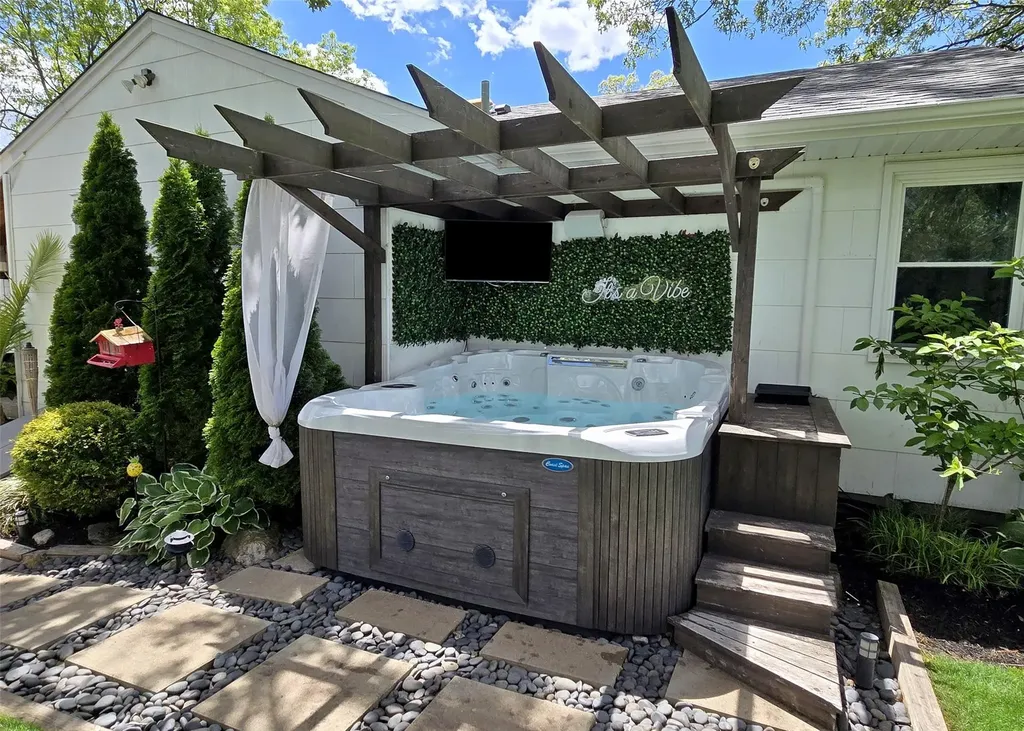 149 S Evergreen Drive Selden NY 11784