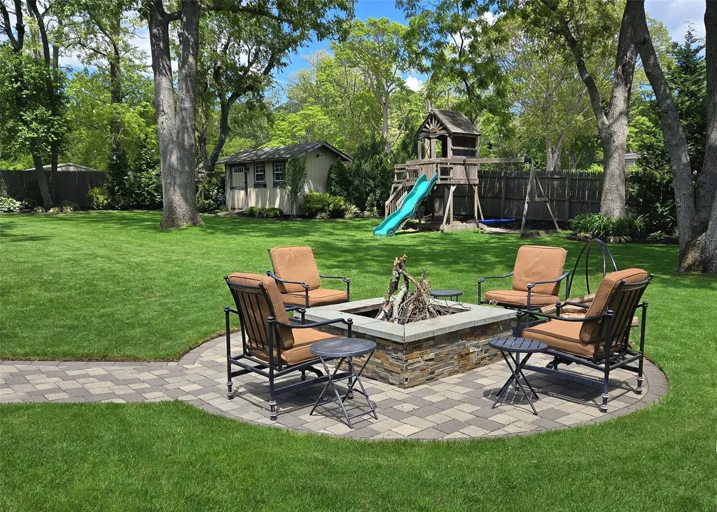 149 S Evergreen Drive Selden NY 11784