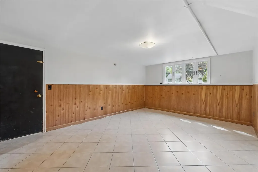 55 Stephanie Lane Poughkeepsie NY 12603