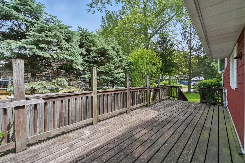 55 Stephanie Lane Poughkeepsie NY 12603