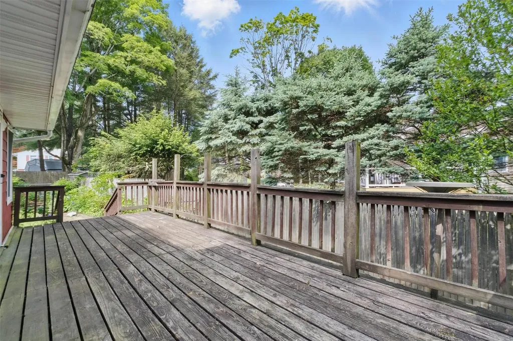 55 Stephanie Lane Poughkeepsie NY 12603