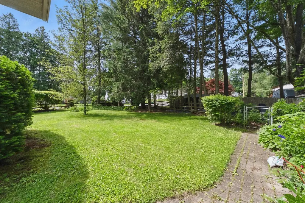 55 Stephanie Lane Poughkeepsie NY 12603