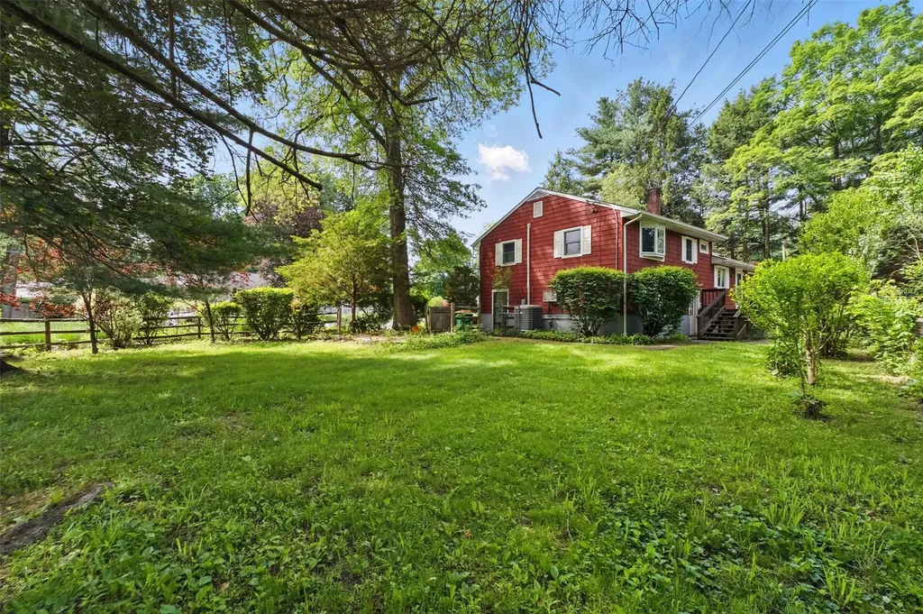 55 Stephanie Lane Poughkeepsie NY 12603