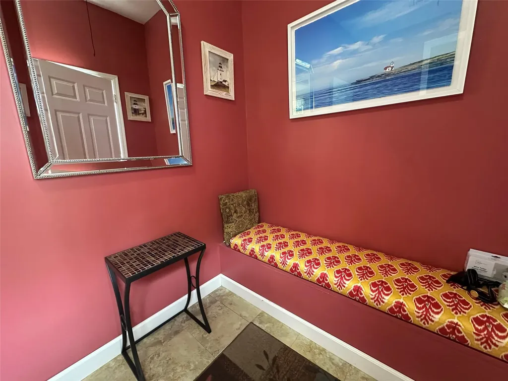 75 Hammond Lane Centereach NY 11720
