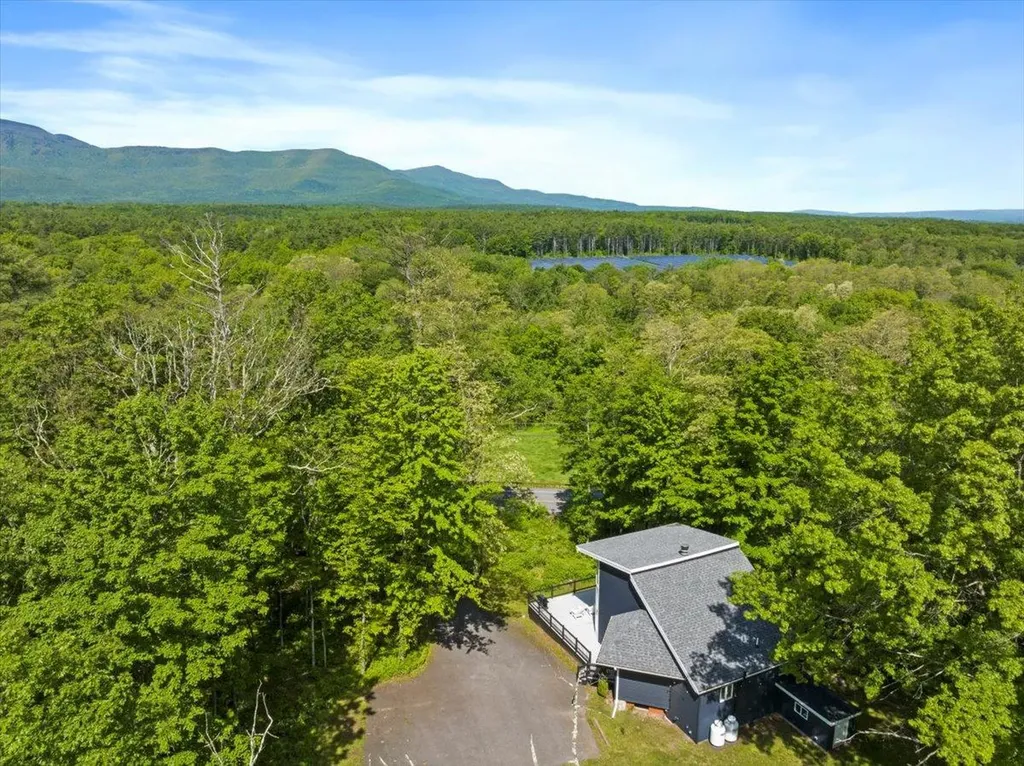 275 Mountain Avenue Cairo NY 12413