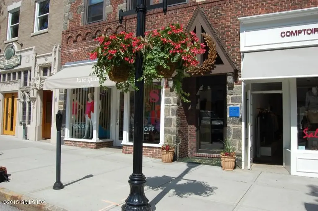 271 Greenwich Avenue Greenwich CT 06830