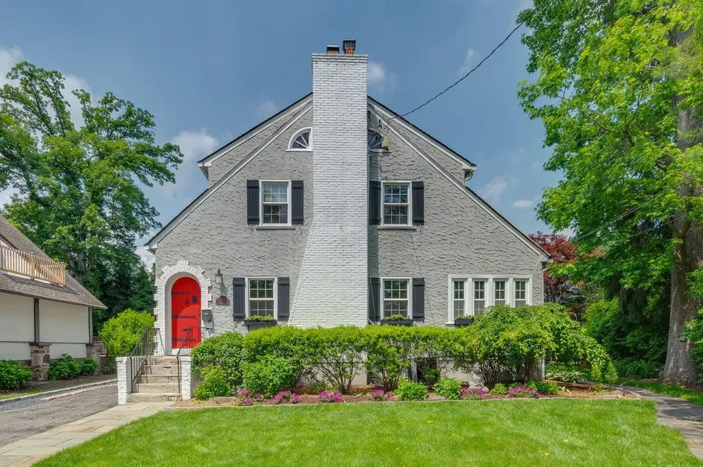 1128 Clay Avenue Pelham NY 10803