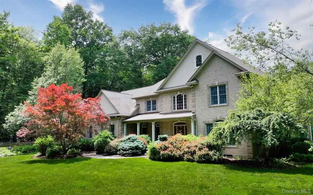 75 Susan Lane Circleville NY 10919