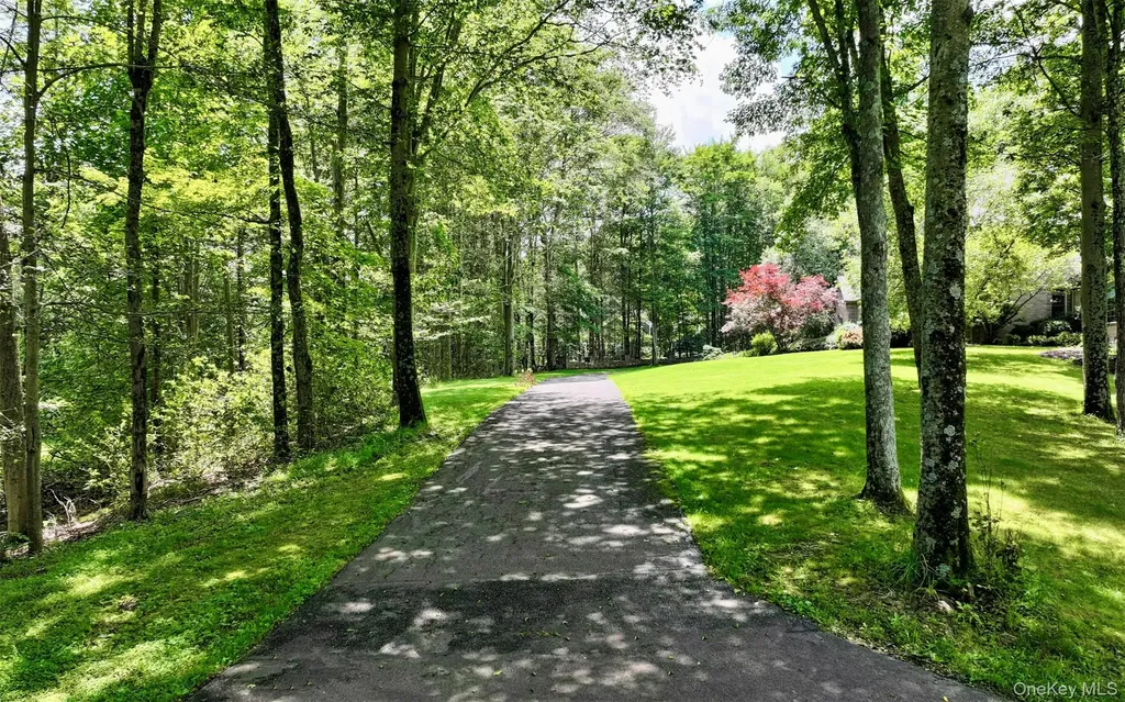 75 Susan Lane Circleville NY 10919
