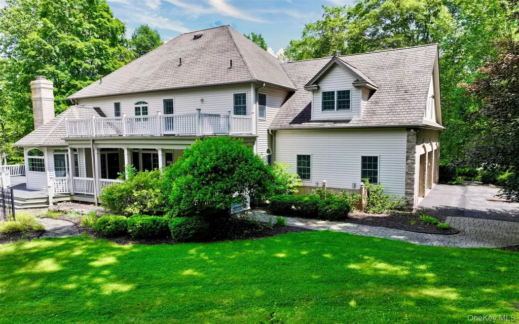 75 Susan Lane Circleville NY 10919