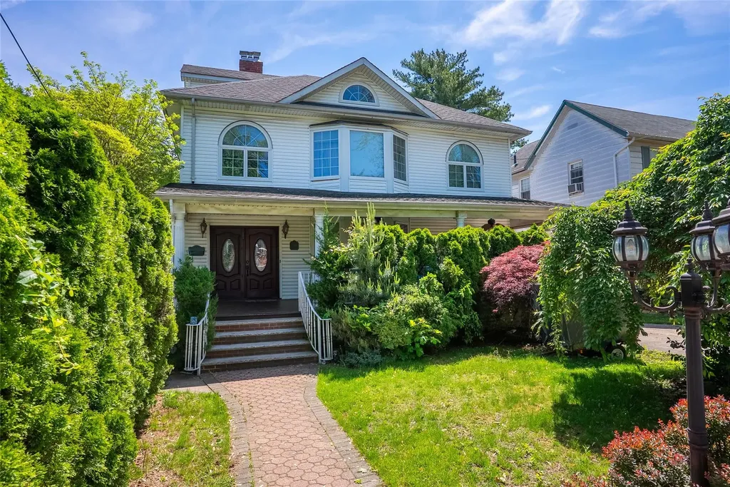 3225 155th Street Flushing NY 11354
