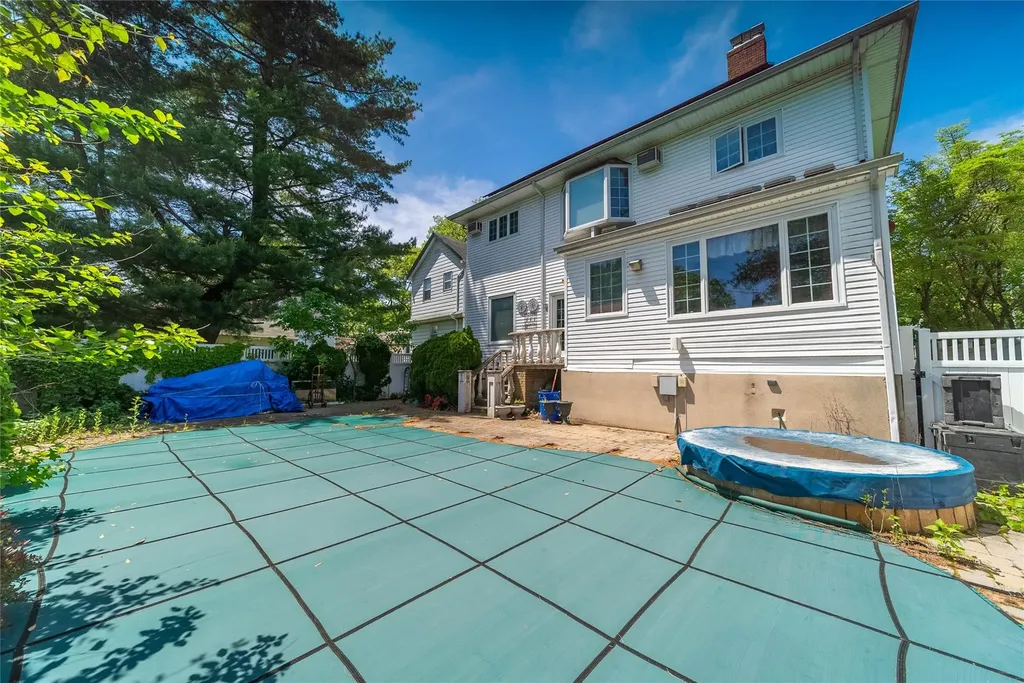 3225 155th Street Flushing NY 11354