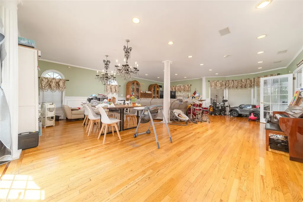 3225 155th Street Flushing NY 11354