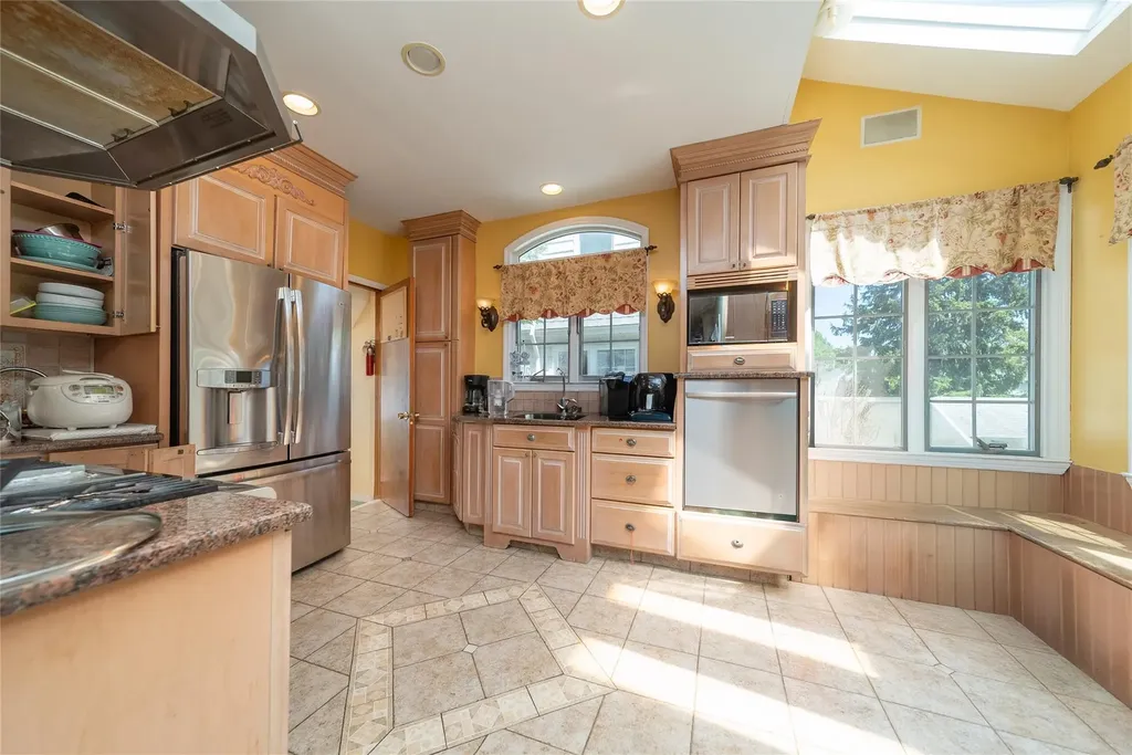 3225 155th Street Flushing NY 11354
